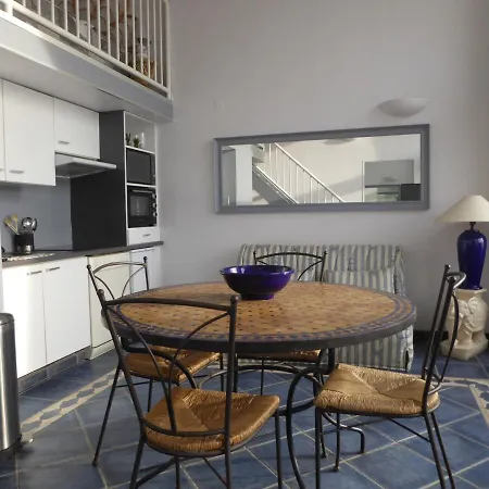 Studio Les Sables-D'Olonne, 1 Piece, 4 Personnes - Fr-1-325-120 * Les Sables-dʼOlonne