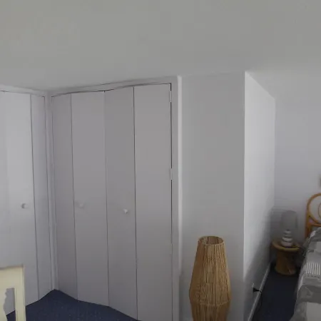 Studio Les Sables-D'Olonne, 1 Piece, 4 Personnes - Fr-1-325-120